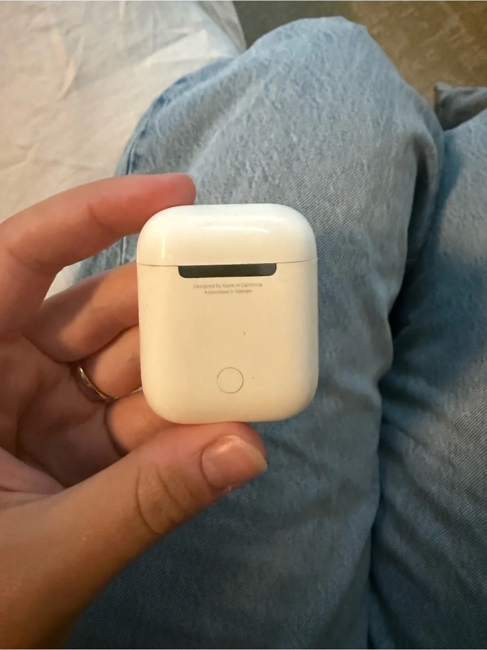 Apple airpods